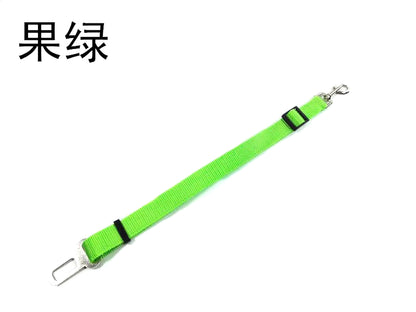 Adjustable and Retractable Pet Seat Belt for Dogs & Cats - Keep Your Furry Friends Safe During Car Rides!